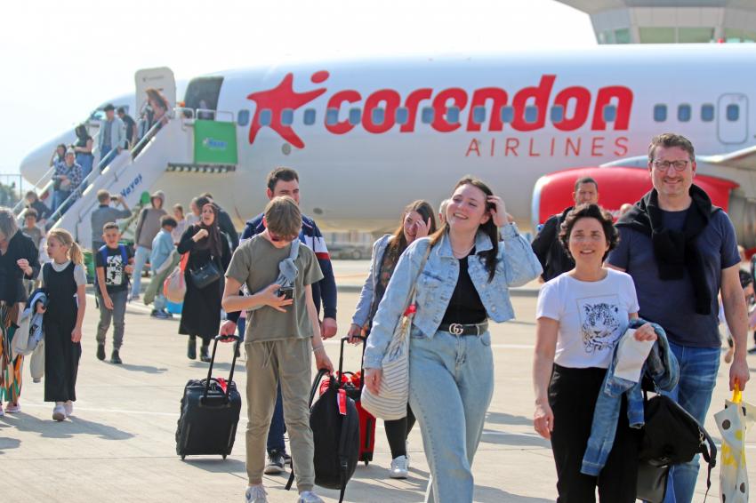 Brüksel’den Gazipaşa-Alanya Havalimanı'na İlk Uçuş Gerçekleşti