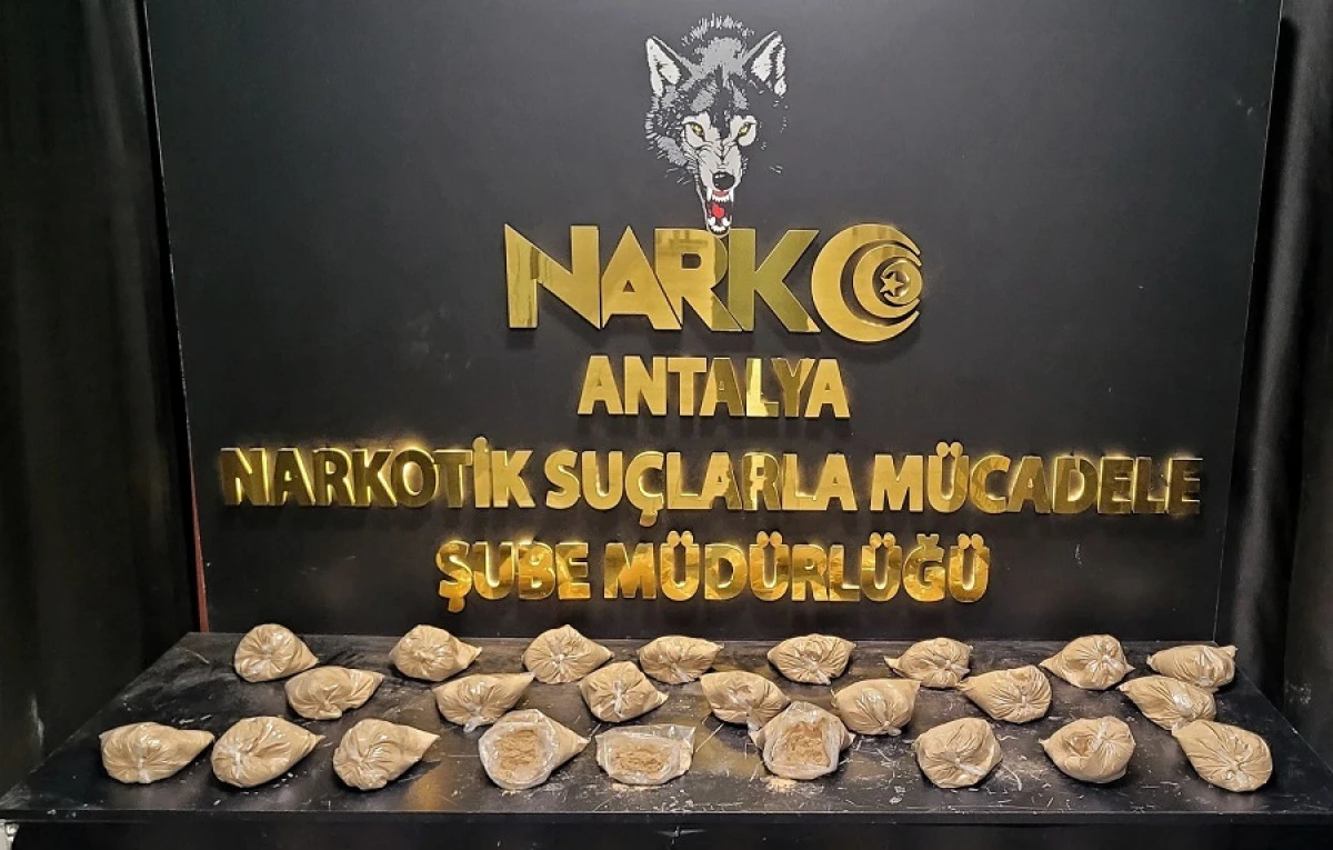16 Kilo 650 Gram Eroinle Yakalandı, Tutuklandı