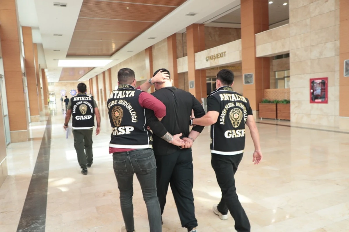 18 Yıl 7 Ay 17 Gün Kesinleşmiş Hapis Cezası ile Aranan Şahıs Yakalandı