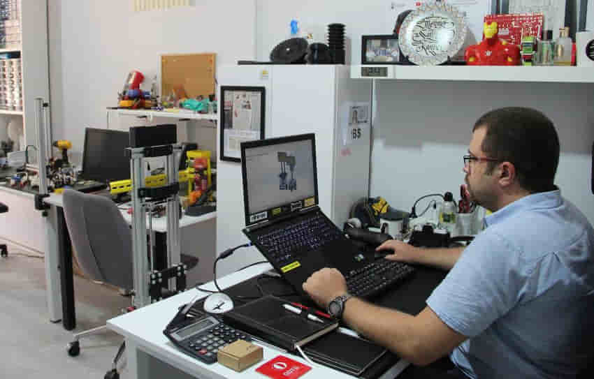 20 metrekarede teknoloji üretiyor