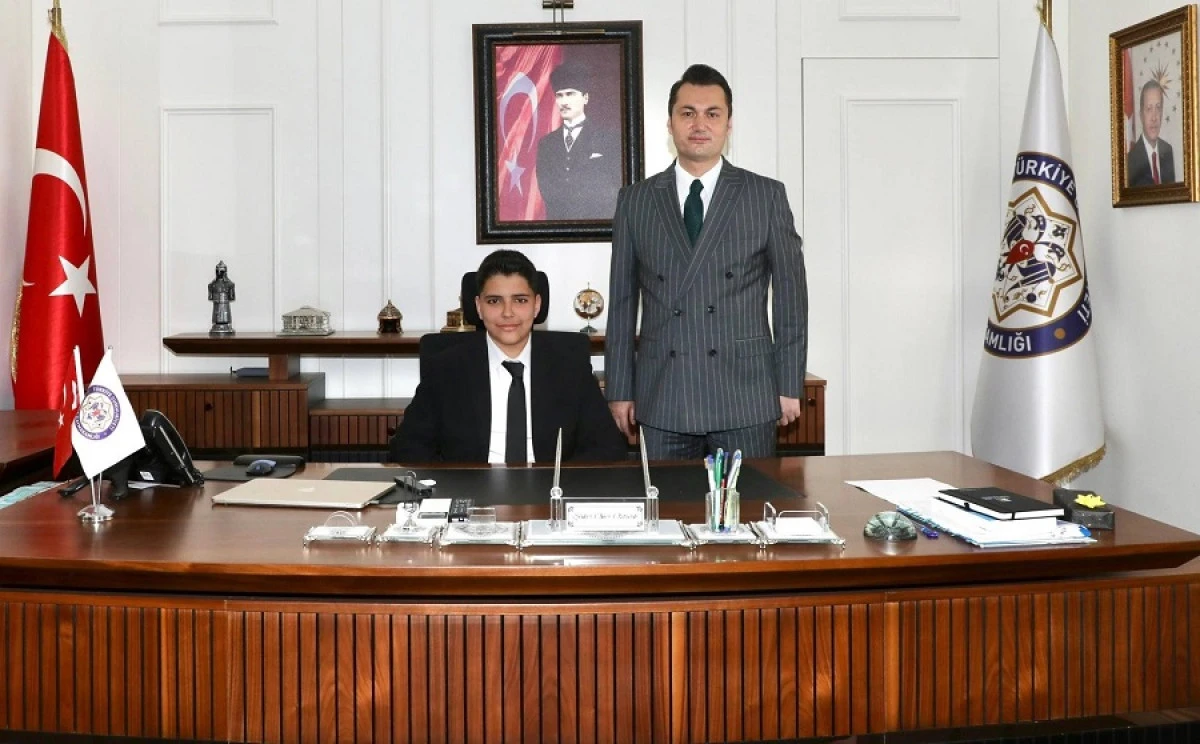 23 Nisan&rsquo;da Kaymakamlık Koltuğu Şehit Emanetine Devredildi