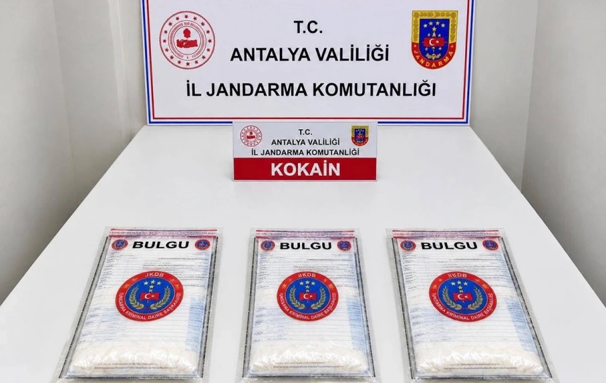 Aksu'da 2 Kilo 750 Gram Kokain Ele Ge&ccedil;irildi
