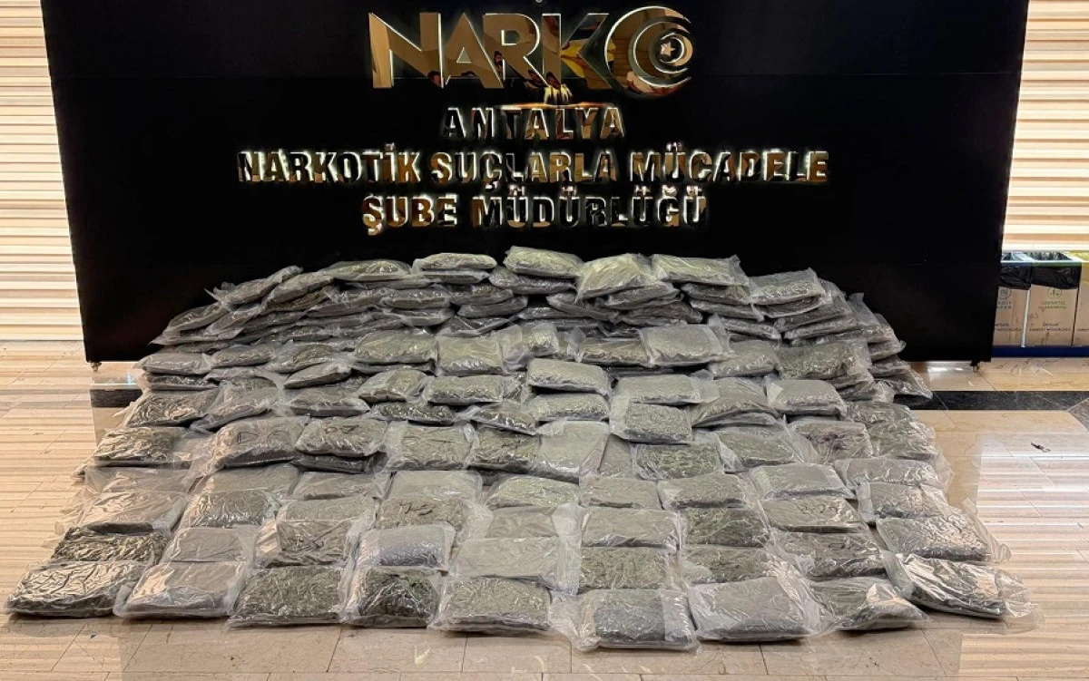 Aksu&rsquo;da uyuşturucu operasyonu: 250 kilo esrar ele ge&ccedil;irildi