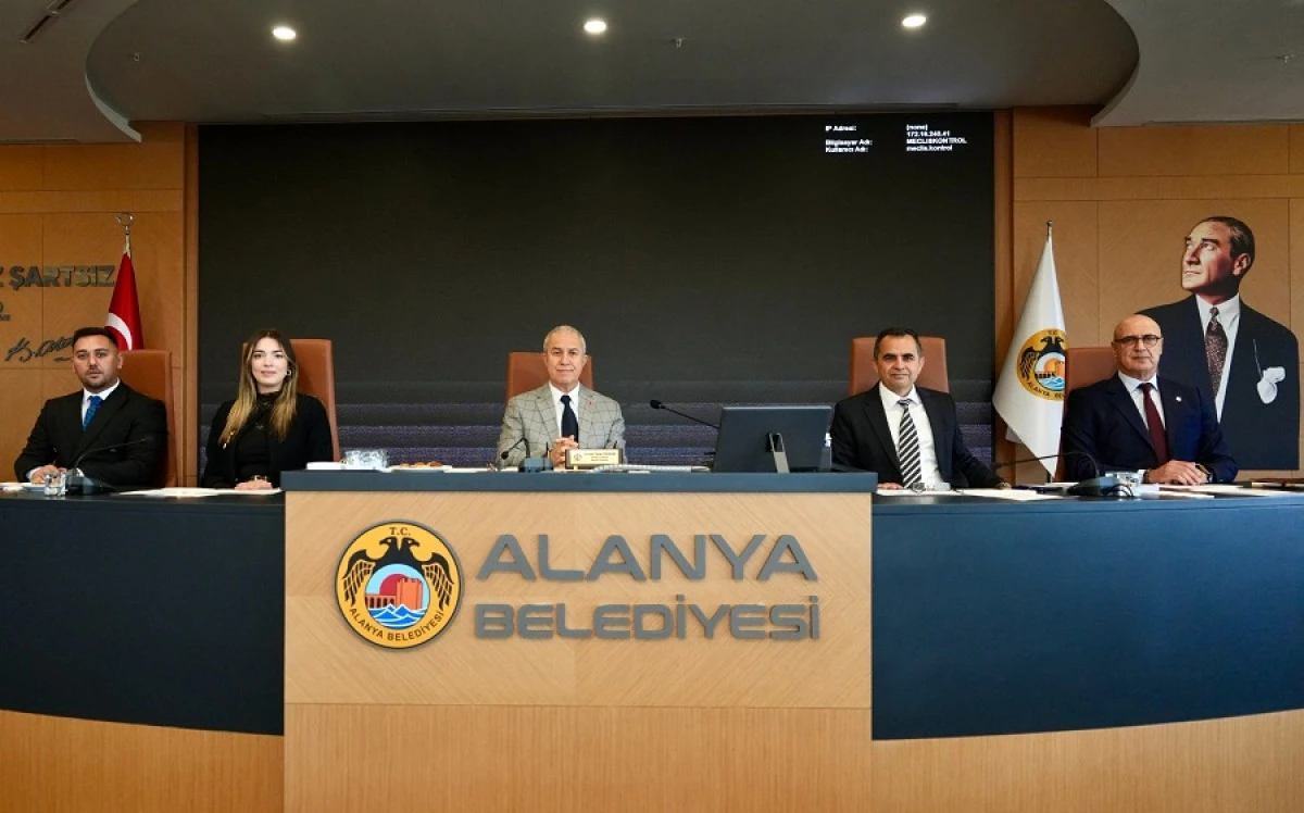 Alanya Belediyesi Mayıs Ayı Meclis Toplantısında Altyapı Ve D&ouml;n&uuml;ş&uuml;m Vurgusu
