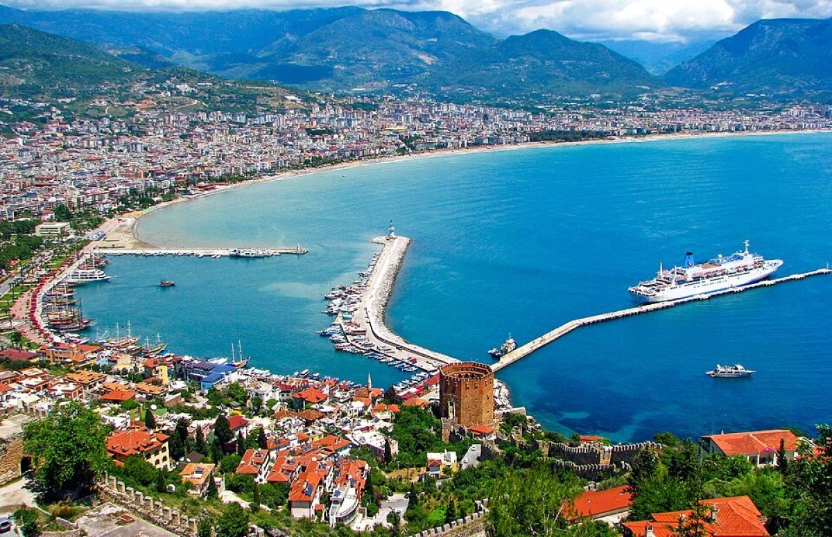 Alanya &Ccedil;arşılarında &ldquo;G&uuml;r&uuml;lt&uuml;s&uuml;z Alanya&rdquo; D&ouml;nemi Başlayabilir