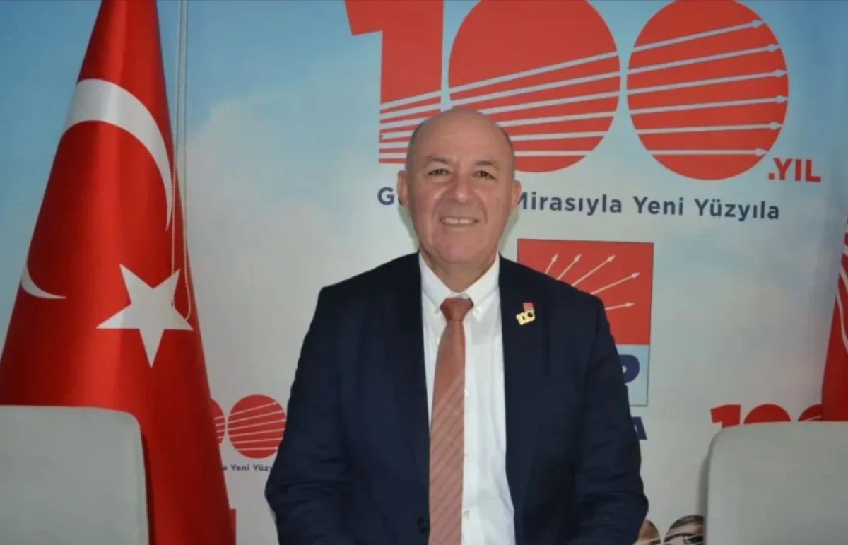 Alanya CHP İl&ccedil;e Başkanı B&uuml;lent Kandemir: &ldquo;Kurtuluş Savaşı&rsquo;nın adı tarihten silinemez&rdquo;