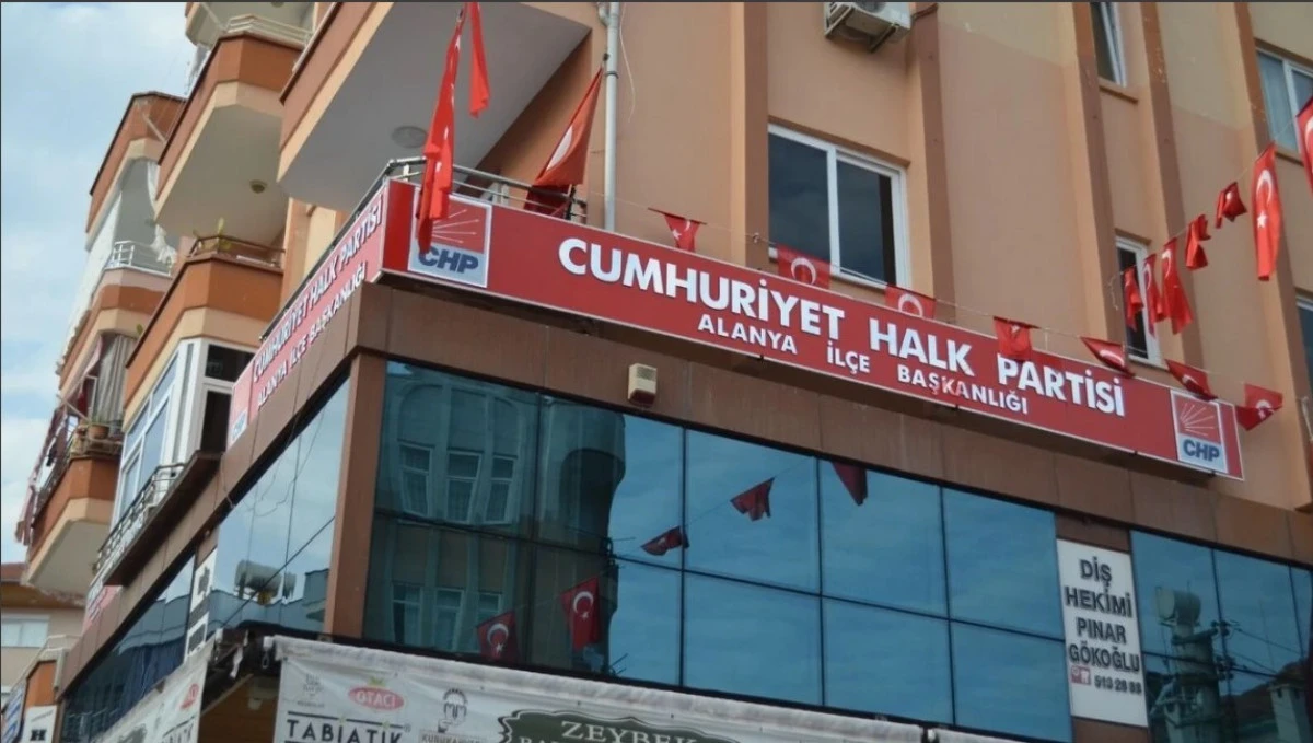 Alanya CHP İl&ccedil;e &Ouml;rg&uuml;t&uuml;&rsquo;nden Eğitim Sistemi ve Şiddet Olaylarına İlişkin A&ccedil;ıklama