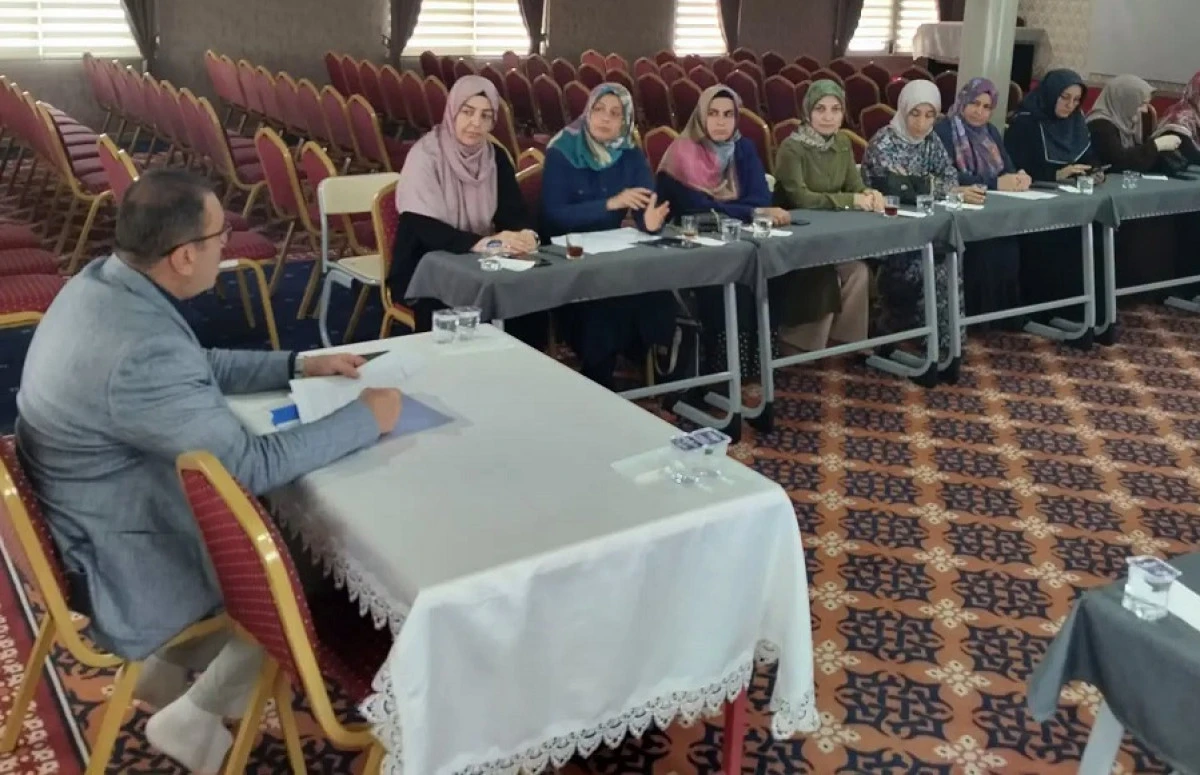 Alanya M&uuml;ft&uuml;l&uuml;ğ&uuml;nde Gen&ccedil;lik İ&ccedil;in Yeni &Ccedil;alışmalar Masada