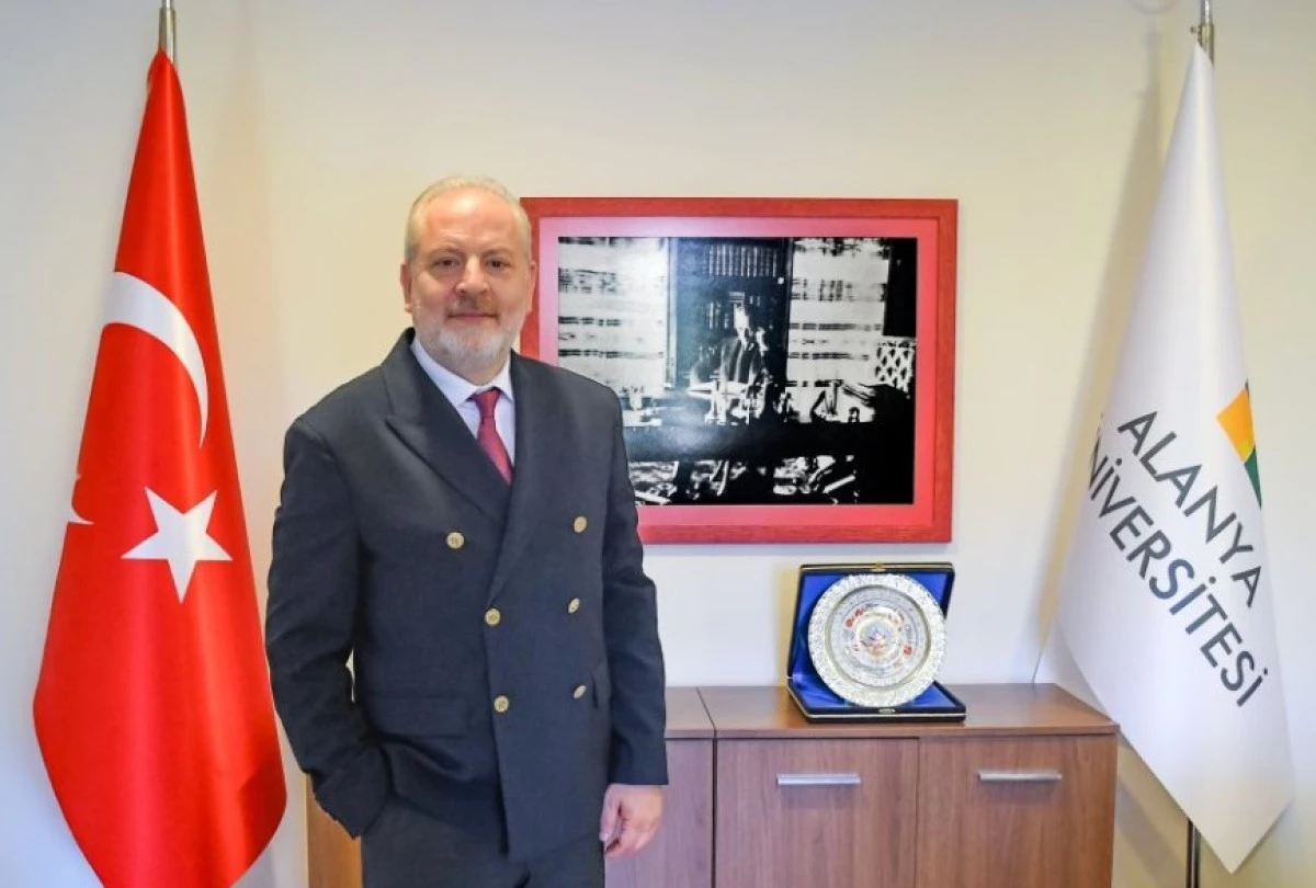 Alanya Üniversitesi'nden Dünya Kadın Hakları Günü mesajı