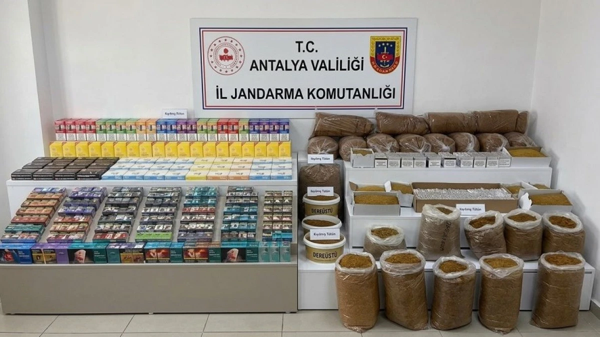 Alanya ve Aksu&rsquo;da Ka&ccedil;ak T&uuml;t&uuml;n Operasyonu!