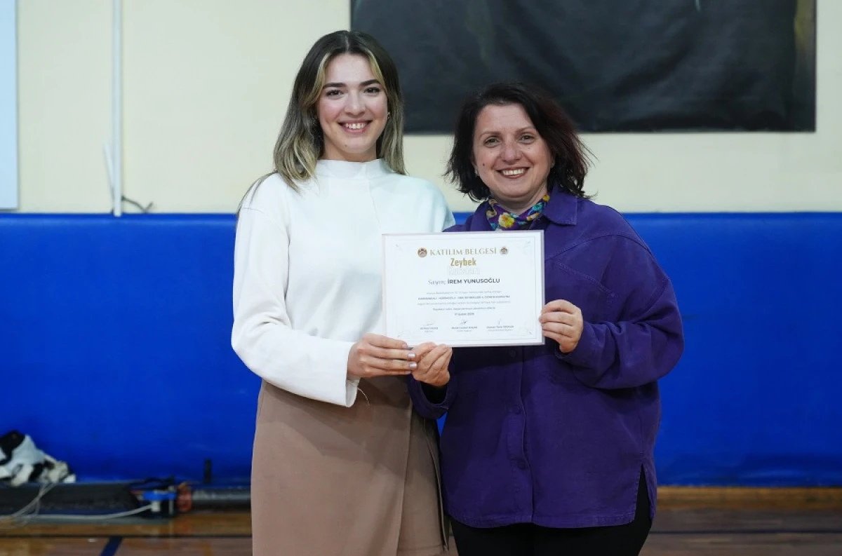 Alanya Ve Ege Y&ouml;resi Zeybek Kursları 4. D&ouml;nemi Sertifika T&ouml;reniyle Tamamlandı