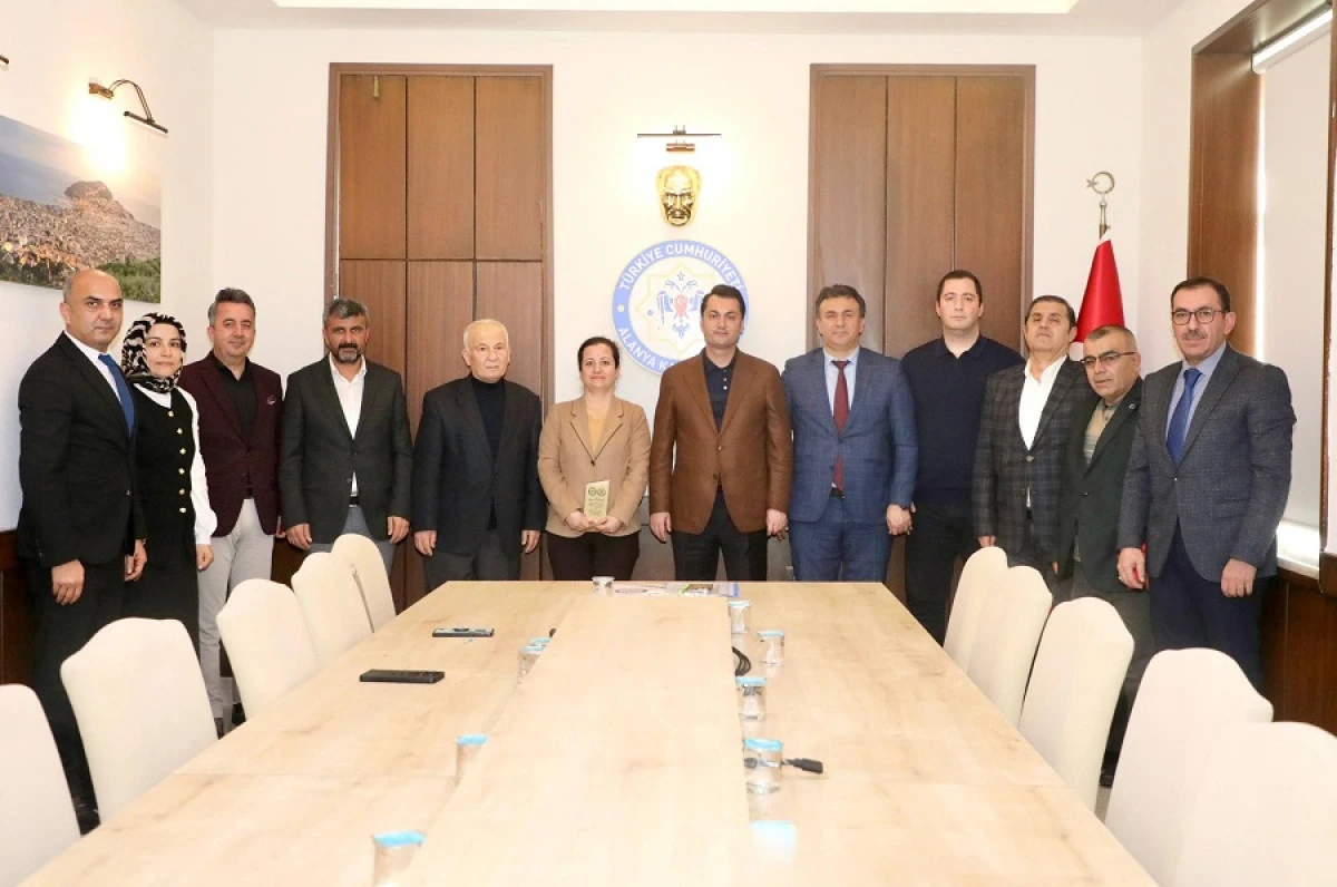 Alanya&rsquo;da 1.838 &Ouml;ğrenciye 4 Milyon 595 Bin TL Eğitim Desteği