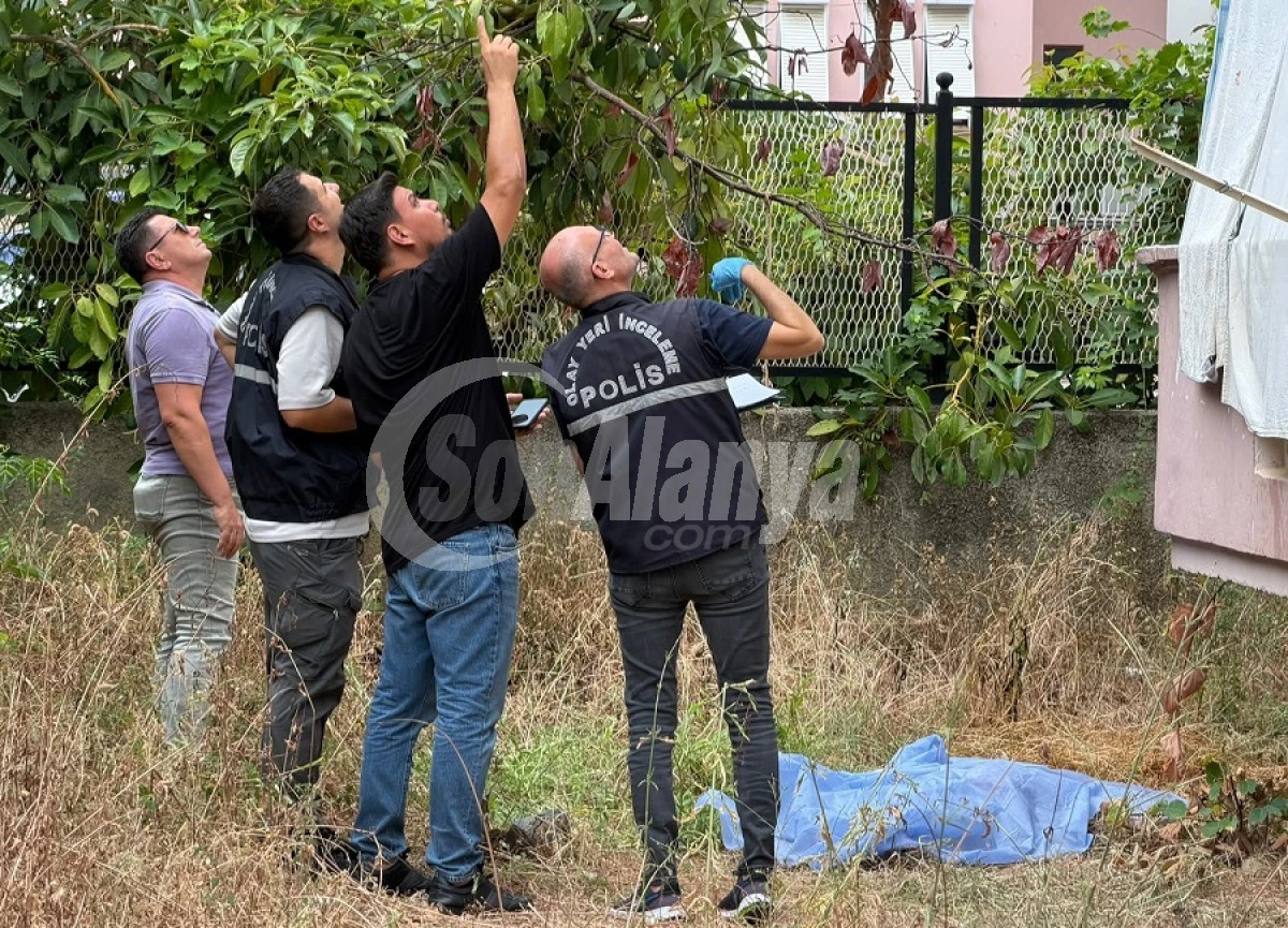 Alanya&rsquo;da Balkondan D&uuml;şen Kadın &Ouml;ld&uuml;