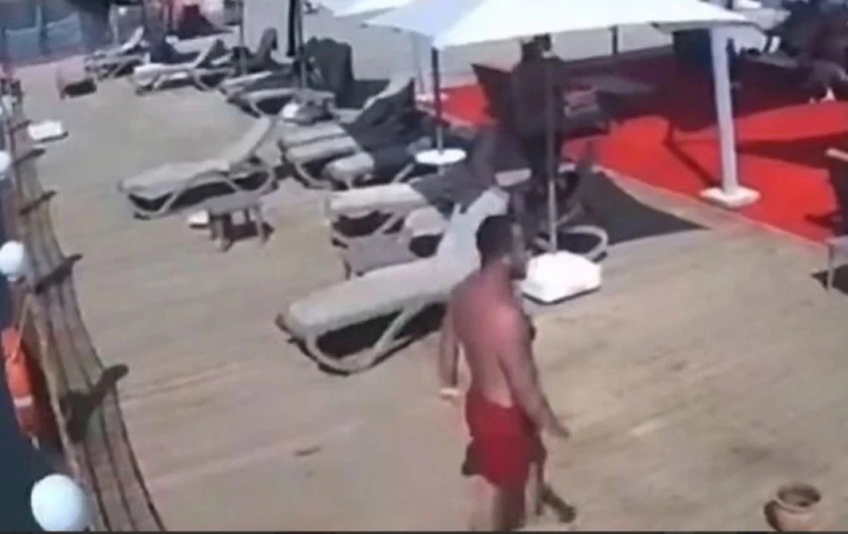 Alanya&rsquo;da Denize Atlayan 39 Yaşındaki Tatilci Hayatını Kaybetti