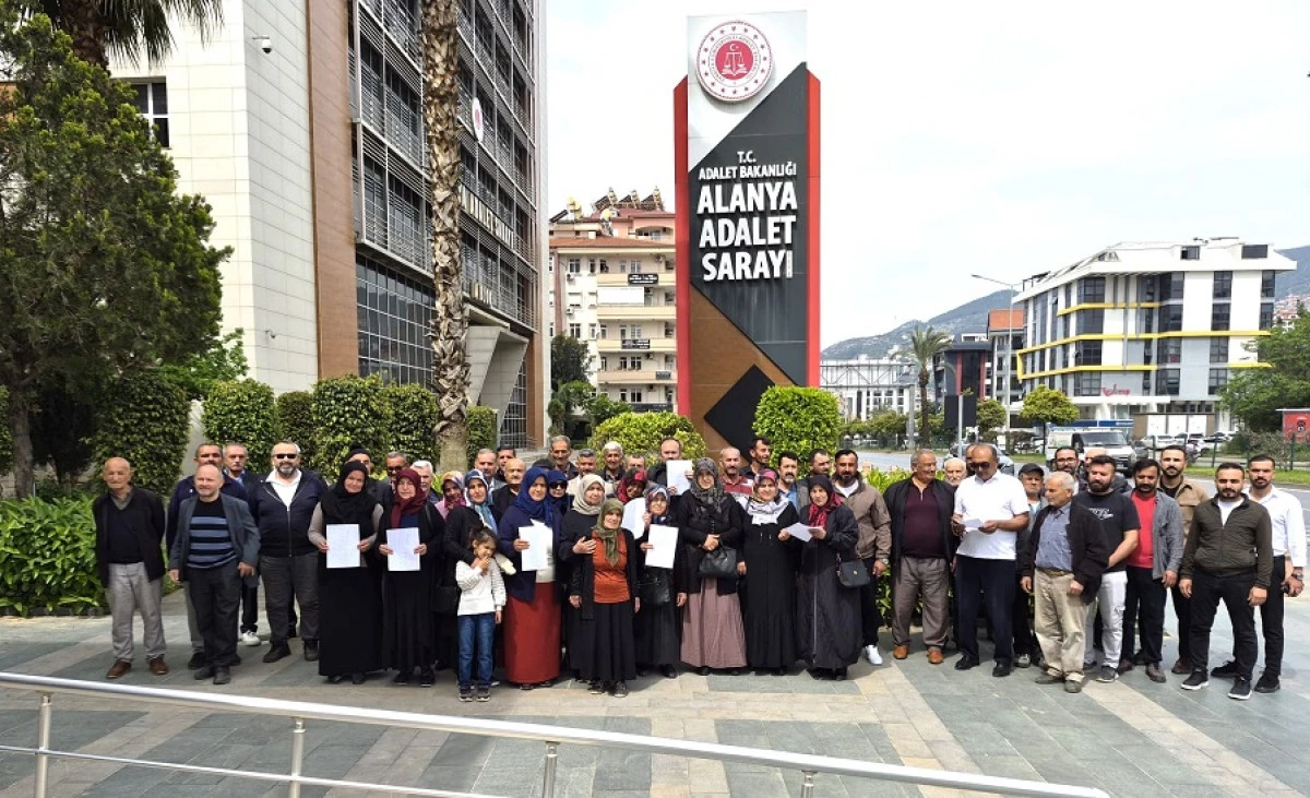 Alanya&rsquo;da Eski Muhtar Krizi: 50 Kişiden Su&ccedil; Duyurusu