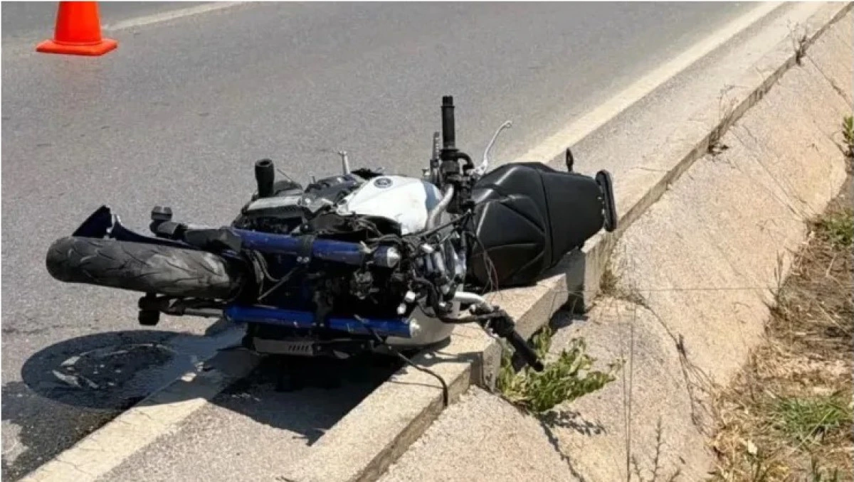 Alanya&rsquo;da Feci Kaza: 22 Yaşındaki Motosiklet S&uuml;r&uuml;c&uuml;s&uuml; Hayatını Kaybetti