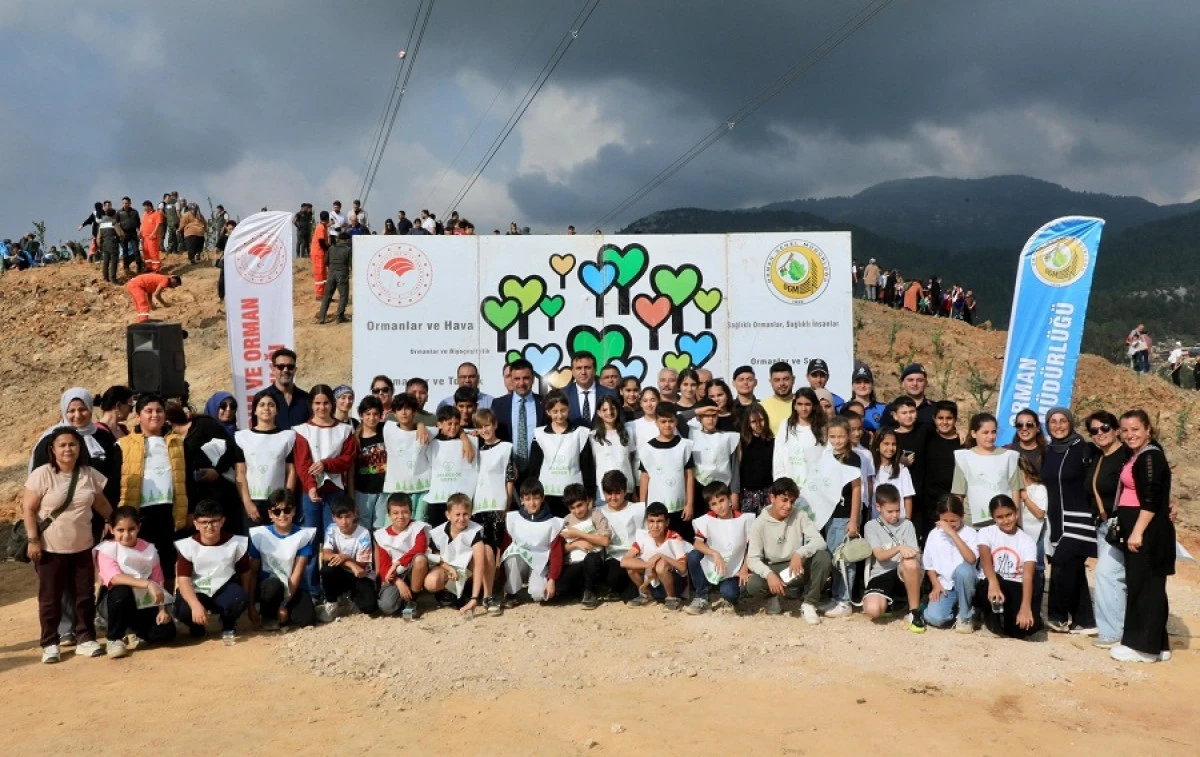 Alanya’da Geleceğe Nefes: 6 Bin Fidan Toprakla Buluştu