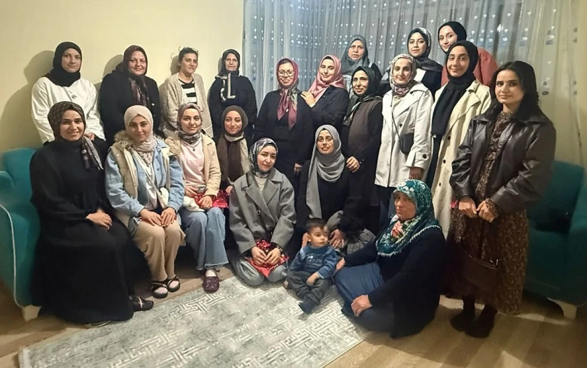 Alanya&rsquo;da G&ouml;n&uuml;l K&ouml;pr&uuml;s&uuml;: Soframda &Ouml;ğrenci Var, Evimde Bereket Var