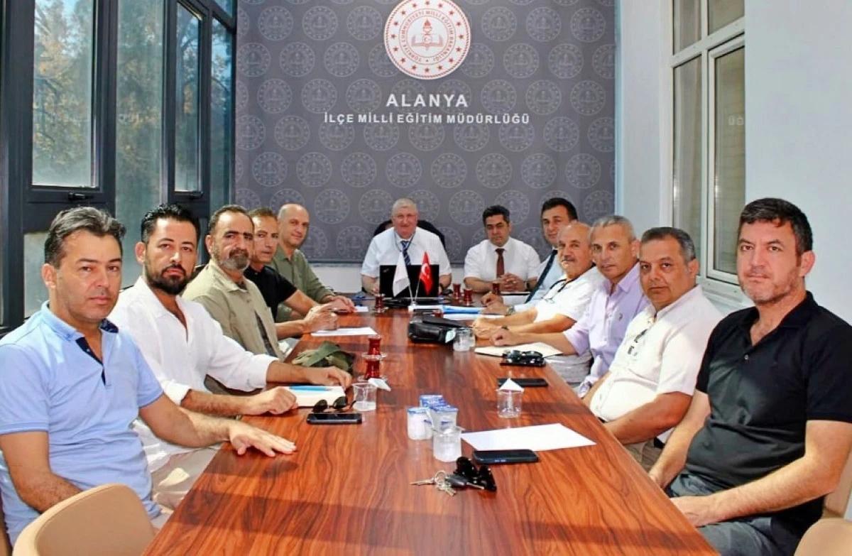 Alanya'da Mesleki Eğitim Merkezleri Denetimi Masaya Yatırıldı