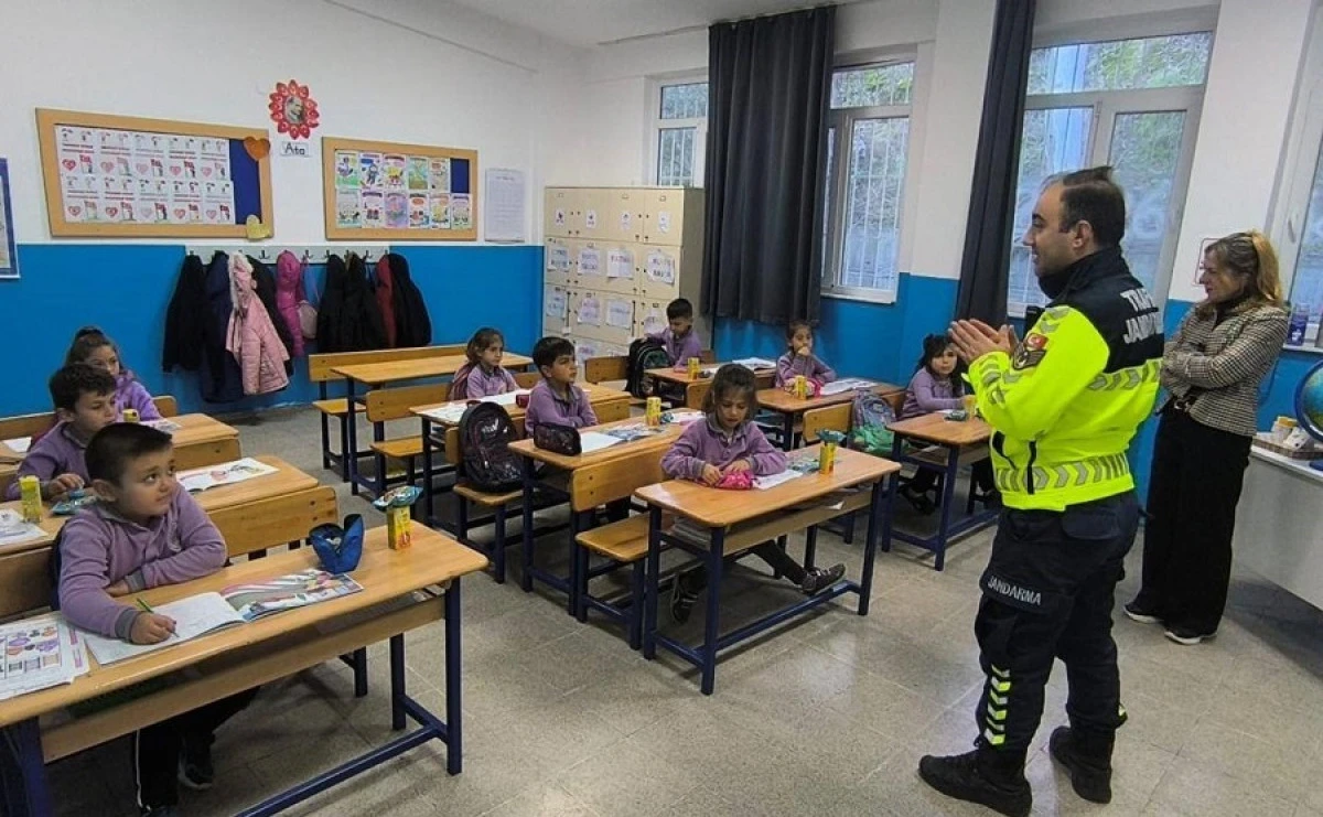 Alanya&rsquo;da &Ouml;ğrencilere Trafik Bilinci Aşılandı