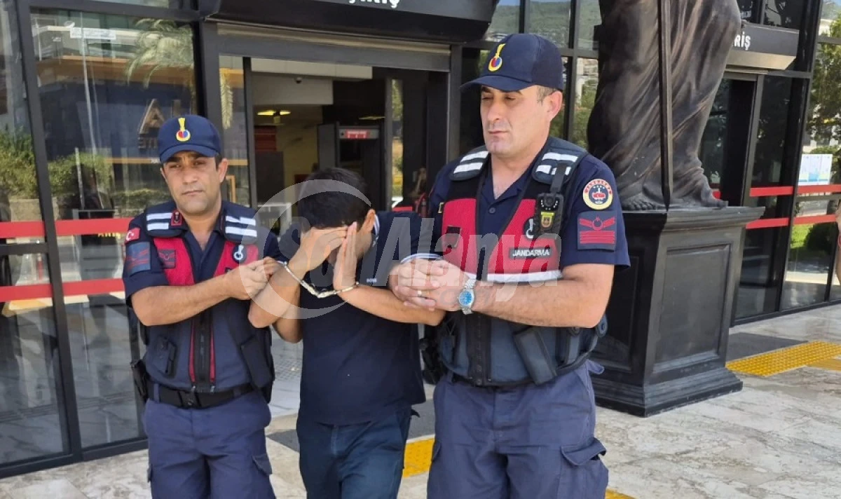 Alanya'da Okul M&uuml;d&uuml;r&uuml; Taciz İddiasıyla Tutuklandı