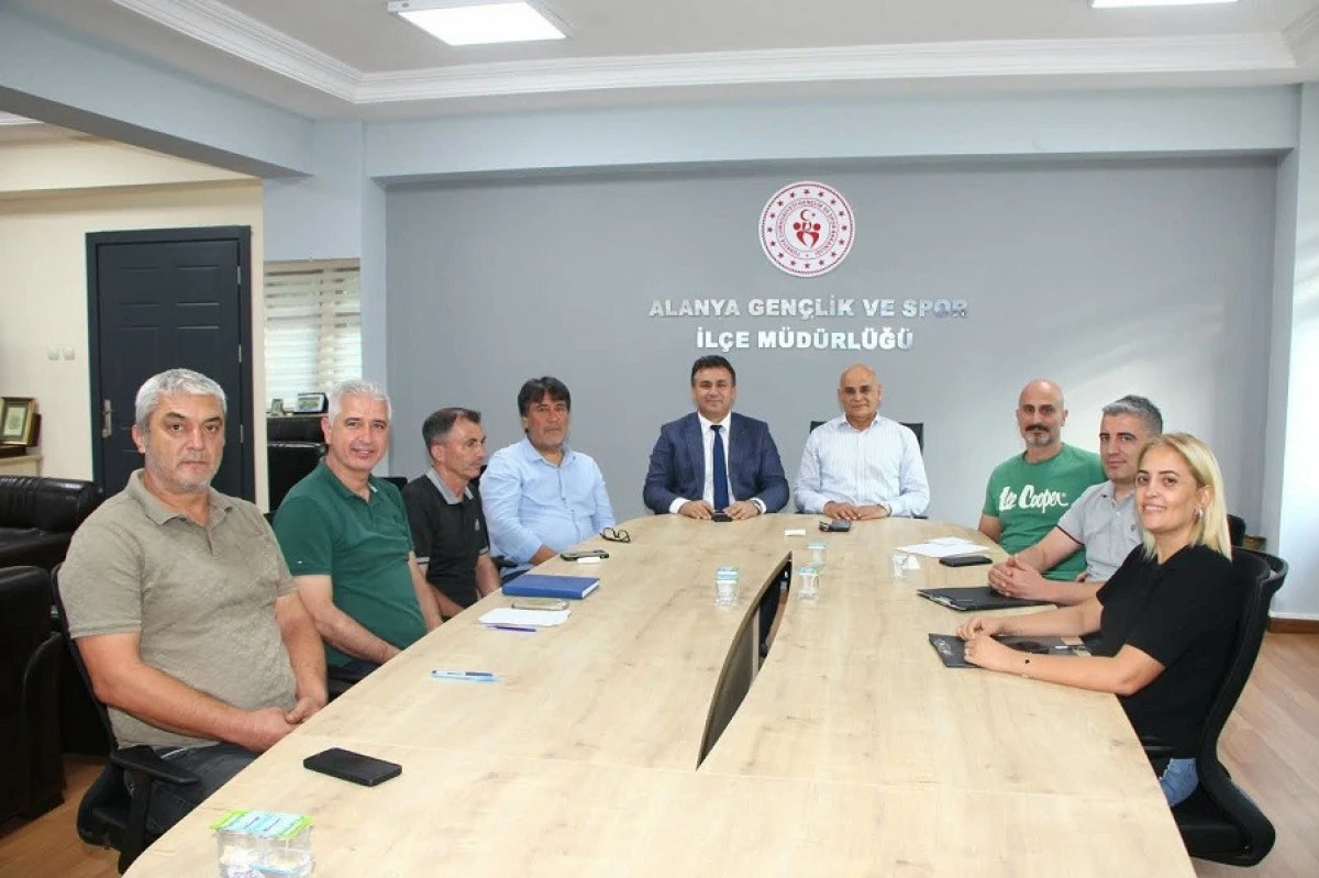 Alanya&rsquo;da Okul Sporları İ&ccedil;in Yeni Sezon Hazırlıkları Başladı