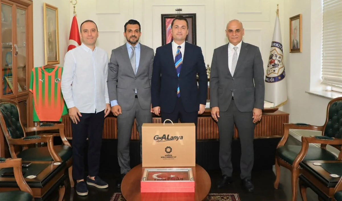 Alanya&rsquo;da Plaj Futbolu D&uuml;nya Şampiyonası Heyecanı