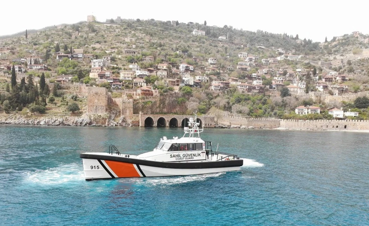 Alanya&rsquo;da Sahil G&uuml;venlik Botu Halkın Ziyaretine A&ccedil;ılacak