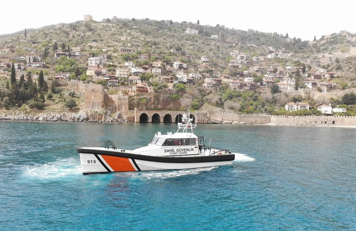 Alanya&rsquo;da Sahil G&uuml;venlik Botu Halkın Ziyaretine A&ccedil;ılıyor