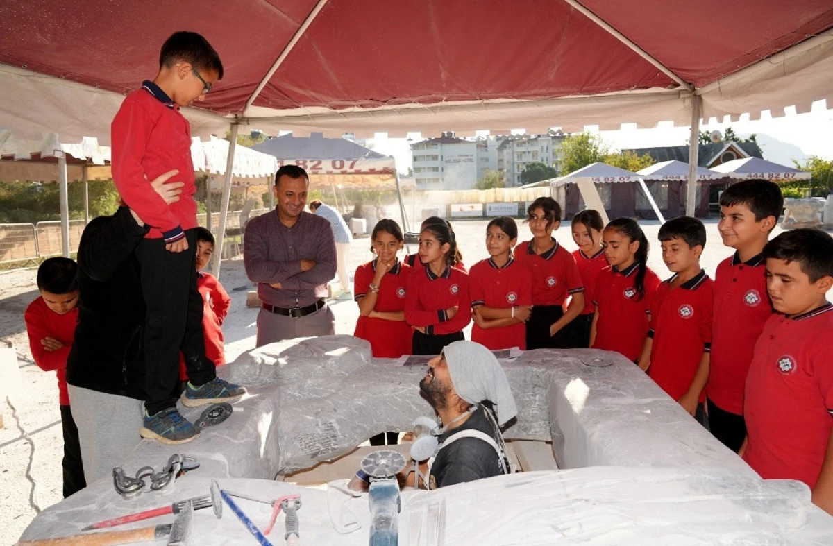 Alanya&rsquo;da Taş Sanata D&ouml;n&uuml;şecek: 21. Uluslararası Taş Heykel Sempozyumu İ&ccedil;in Başvurular Başladı