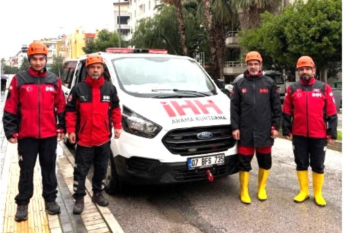 Alanya&rsquo;da Turuncu Kod Alarmı: İHH Arama Kurtarma Sahada