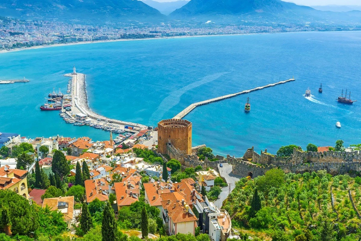 Alanya&rsquo;da &Uuml;reticilere Tarımsal Elektrik M&uuml;jdesi