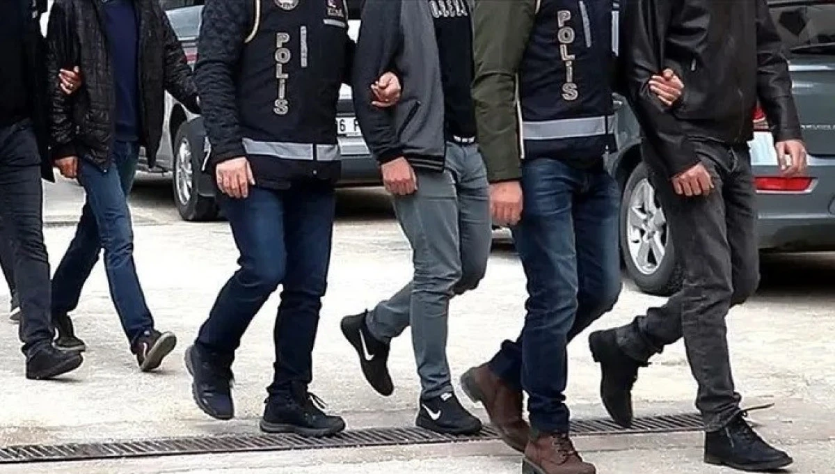 Alanya'da Uyuşturucu Operasyonu: 2 Sokak Satıcısı Tutuklandı