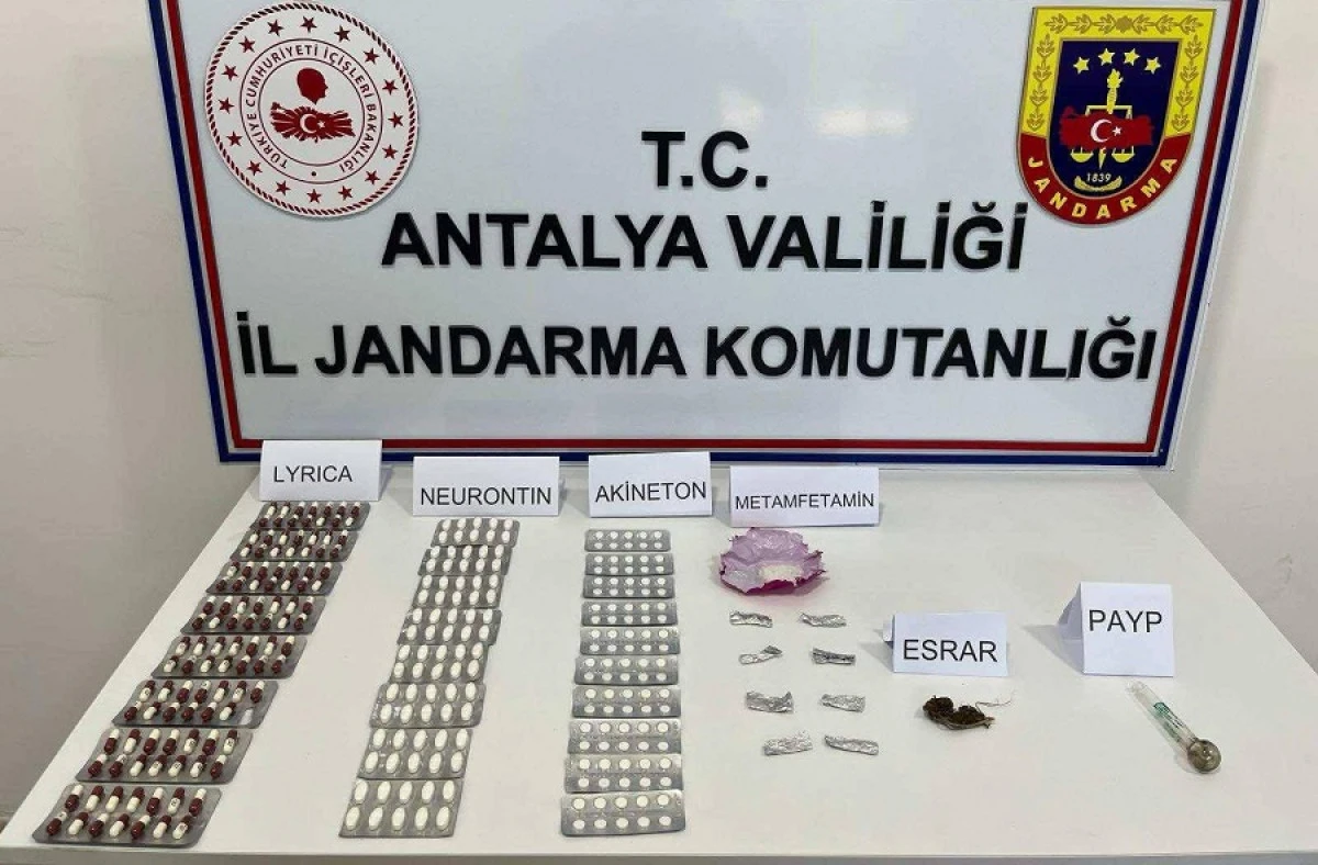 Alanya’da Uyuşturucu Operasyonu: Çok Sayıda Sentetik Hap Ele Geçirildi