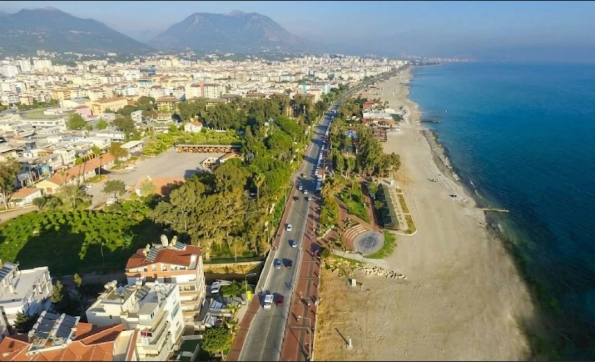 Alanya&rsquo;daki Millet Bah&ccedil;esi Projesinde 5 Yıldır &Ccedil;ivi &Ccedil;akılmadı