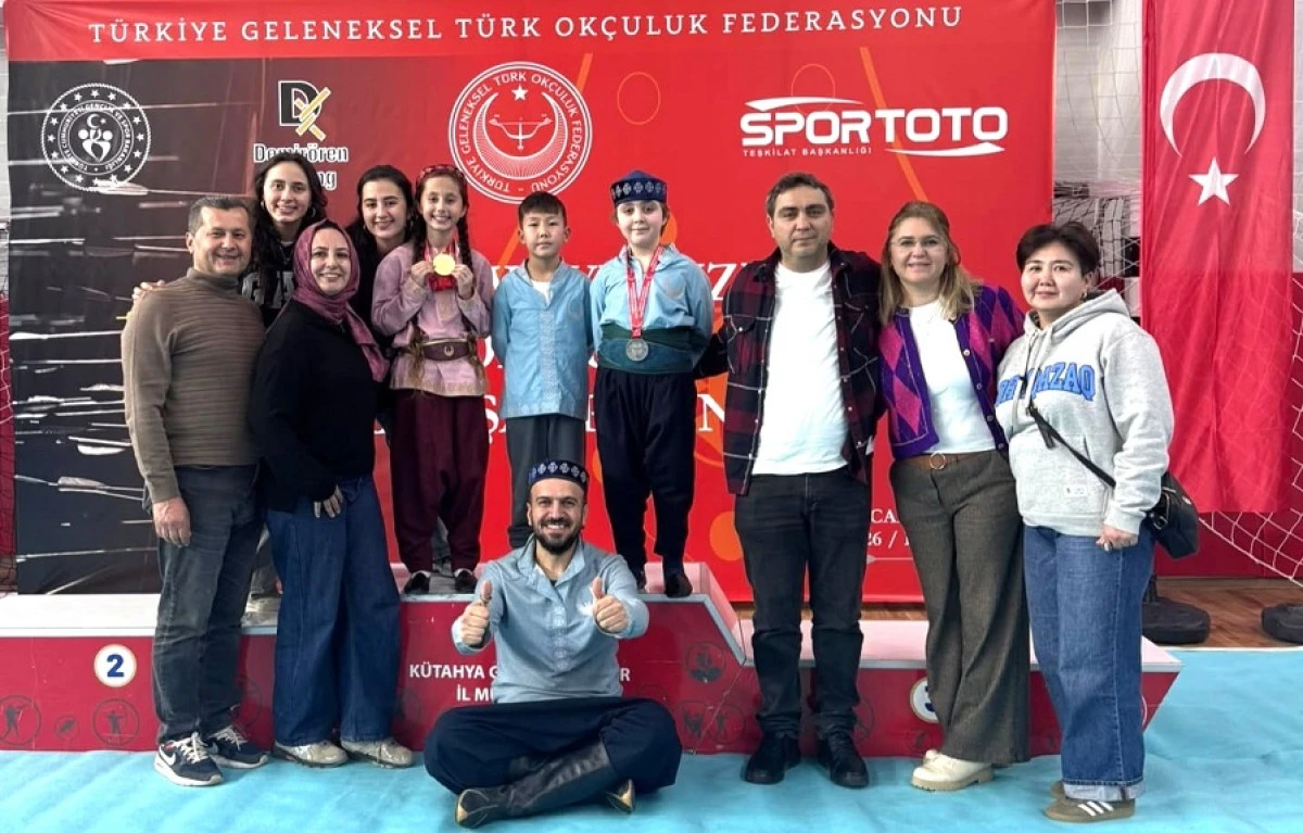 Alanyalı Minik Ok&ccedil;ular T&uuml;rkiye Şampiyonası&rsquo;ndan Madalyalarla D&ouml;nd&uuml;