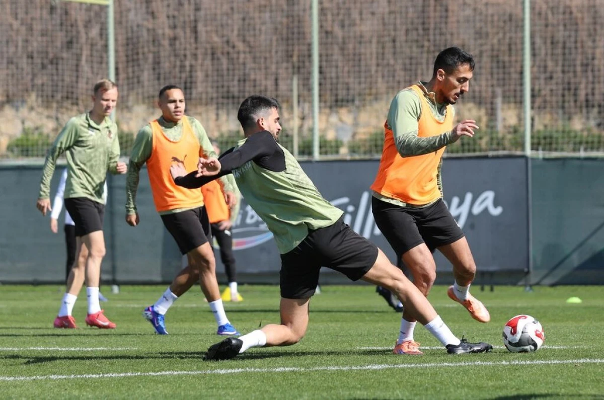 Alanyaspor G&ouml;ztepe Ma&ccedil;ı &Ouml;ncesi Hazırlıklarını Tamamladı