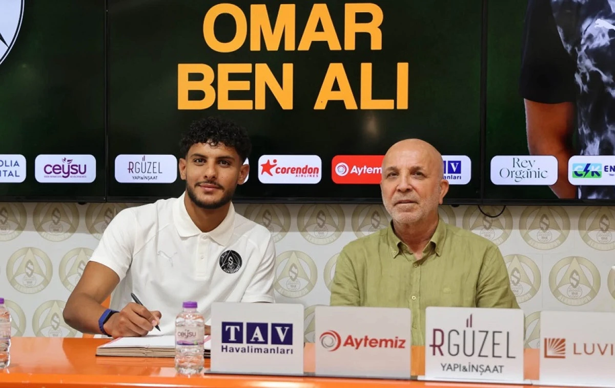 Alanyaspor'dan İlk Transfer Hamlesi: Tunuslu Golc&uuml; Omar Ben Ali İmzayı Attı