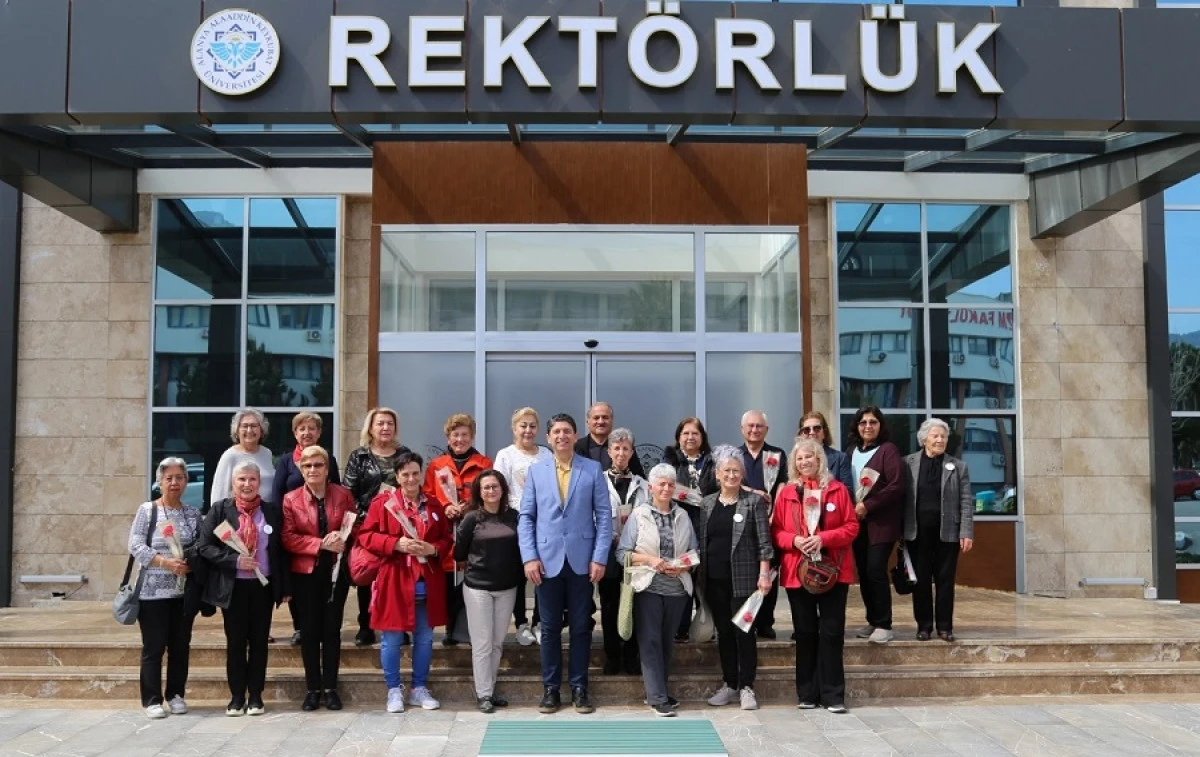 ALK&Uuml; 60+ Tazelenme &Uuml;niversitesi&rsquo;nde Yeni D&ouml;nem Kayıtları Başladı