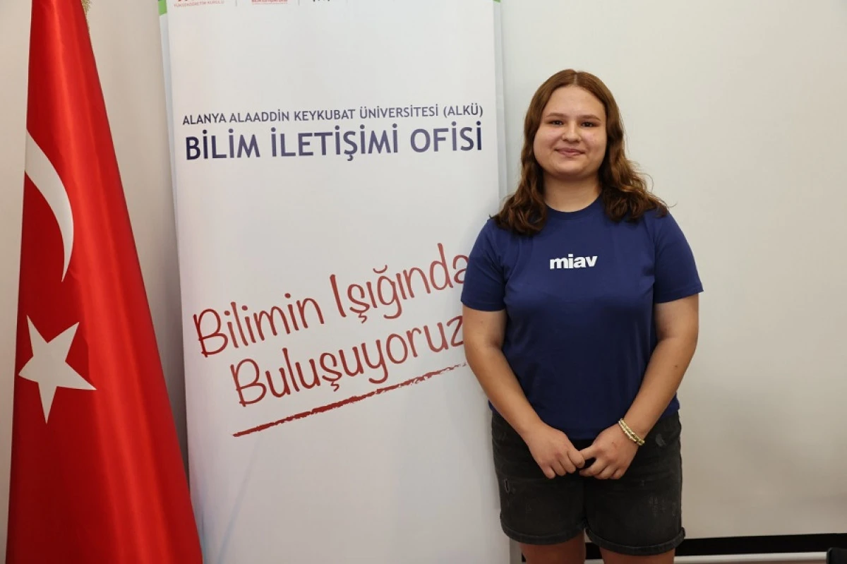 ALK&Uuml;'den &Uuml;niversite Adaylarına "Geleceğin Meslekleri" Rehberi