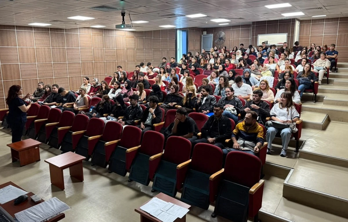ALK&Uuml;&rsquo;l&uuml; stajyerlere hastane eğitimi