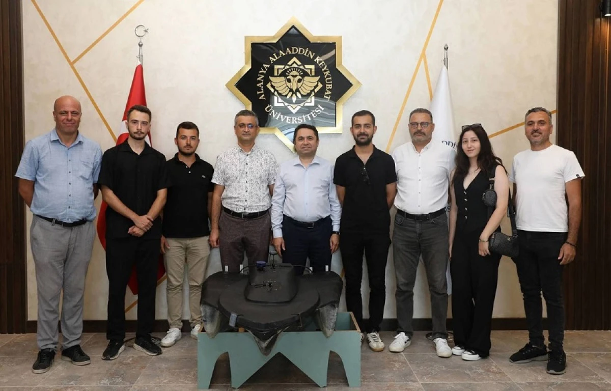 ALK&Uuml;'n&uuml;n Otonom Deniz Aracı &Ccedil;ifte Başarıyla D&uuml;nyaya A&ccedil;ıldı