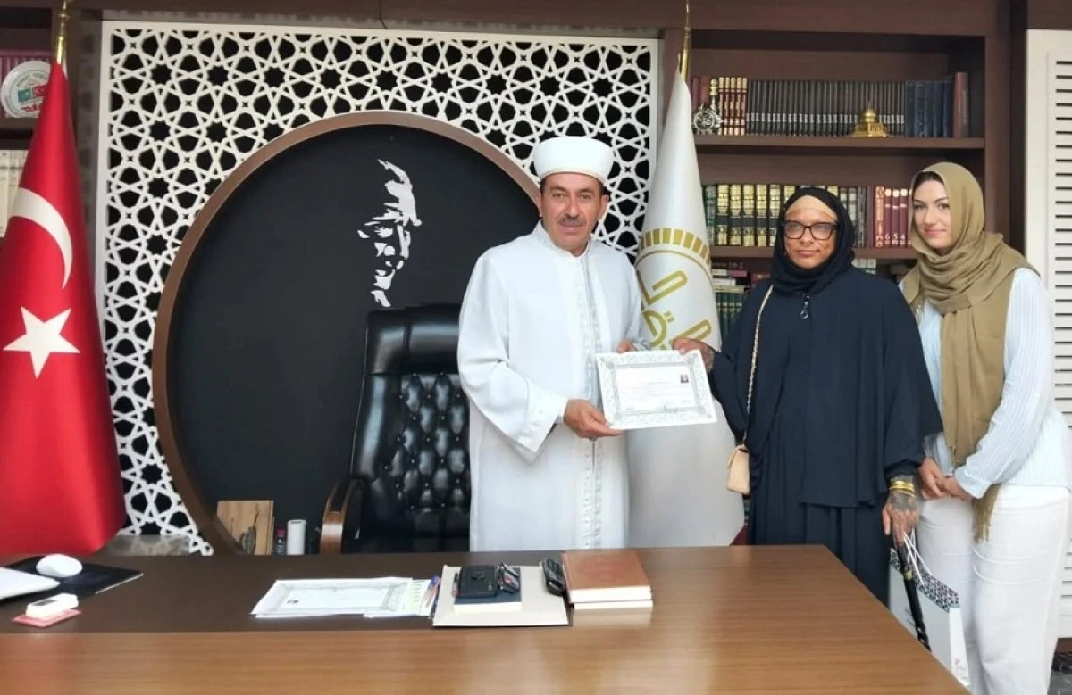  Almanya Vatandaşı İslamiyet&rsquo;i Se&ccedil;ti