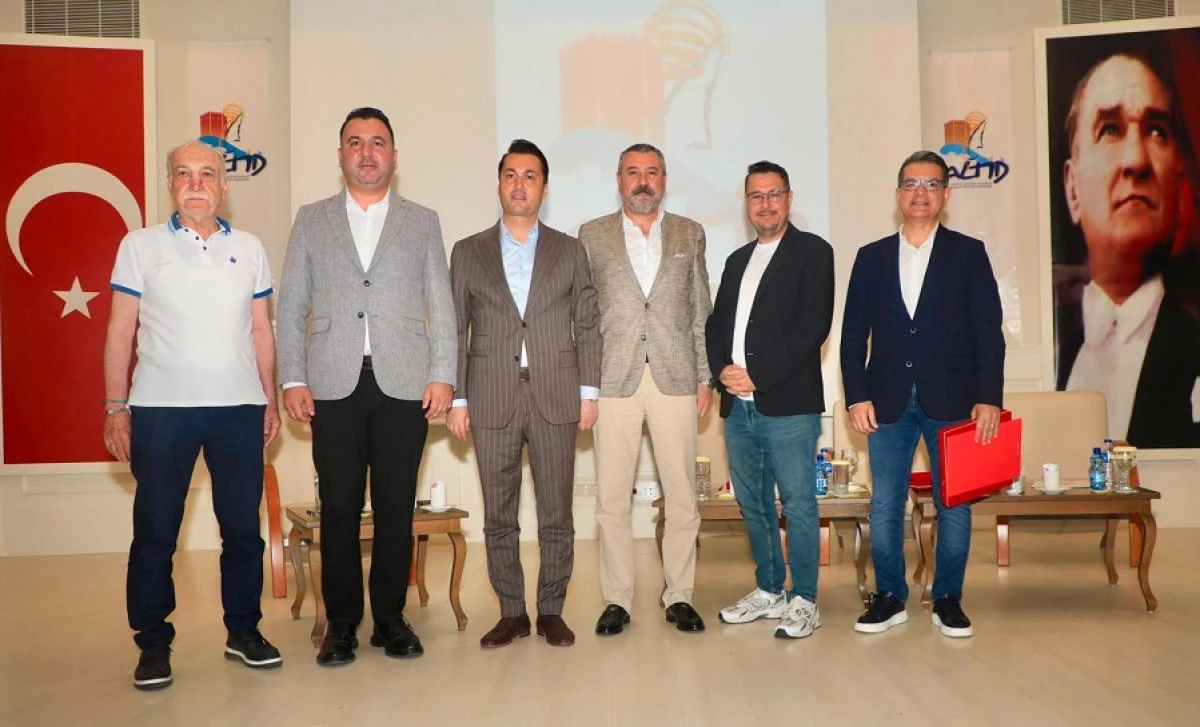 ALTİD Panelinde Alanya Turizmi Masaya Yatırıldı