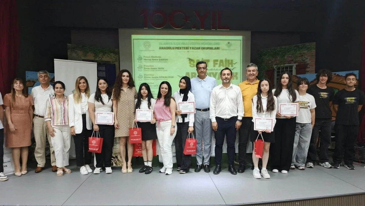 Anadolu Mektebi Yazar Okumaları Alanya İl&ccedil;e Paneli Ger&ccedil;ekleştirildi