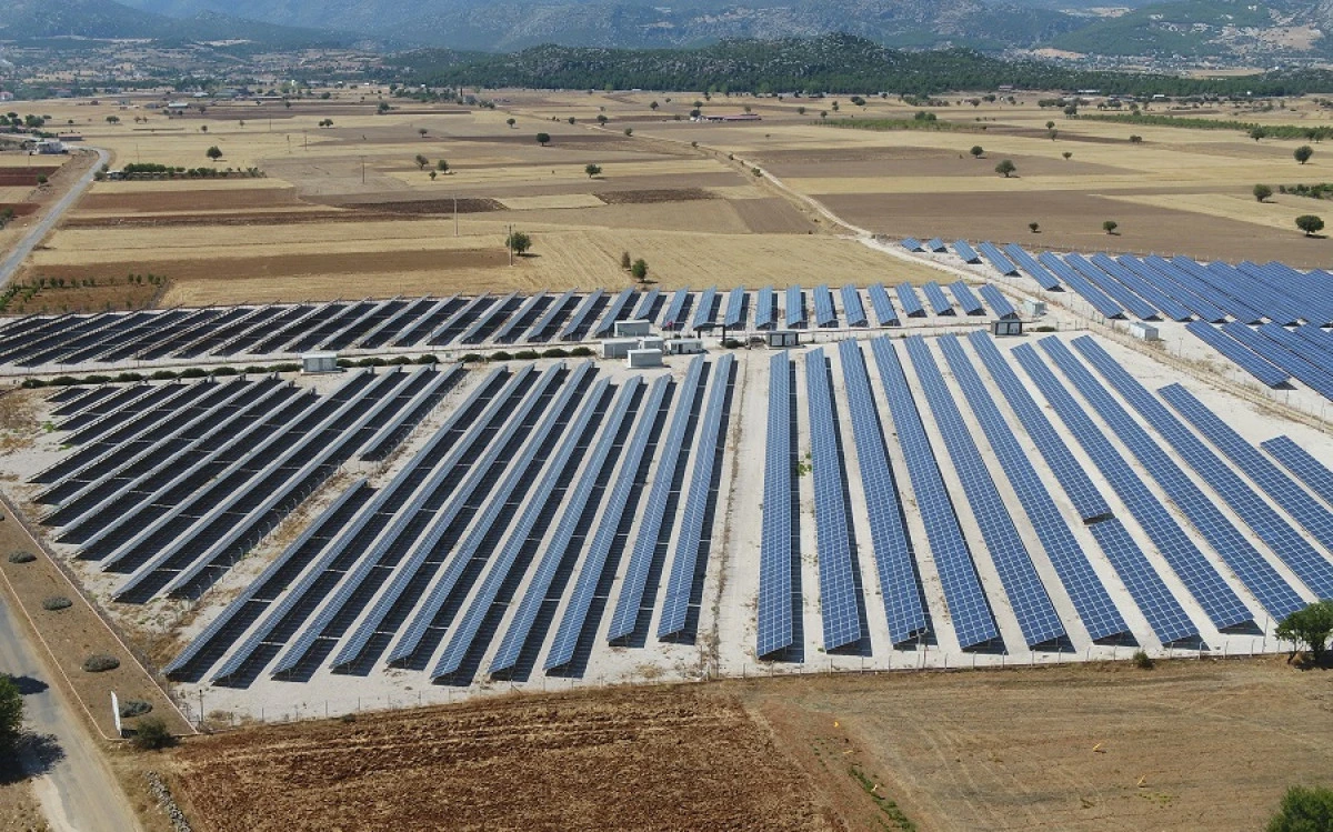 Antalya B&uuml;y&uuml;kşehir Belediyesi&rsquo;nden &Ccedil;ift&ccedil;iye GES Destekleriyle G&uuml;&ccedil;l&uuml; Katkı