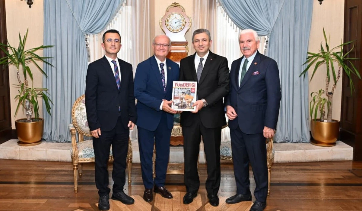 Antalya Valisi Hulusi Şahin’den Prof. Dr. Yavuz Tekelioğlu’na “The Best Of The Best” Tebriği