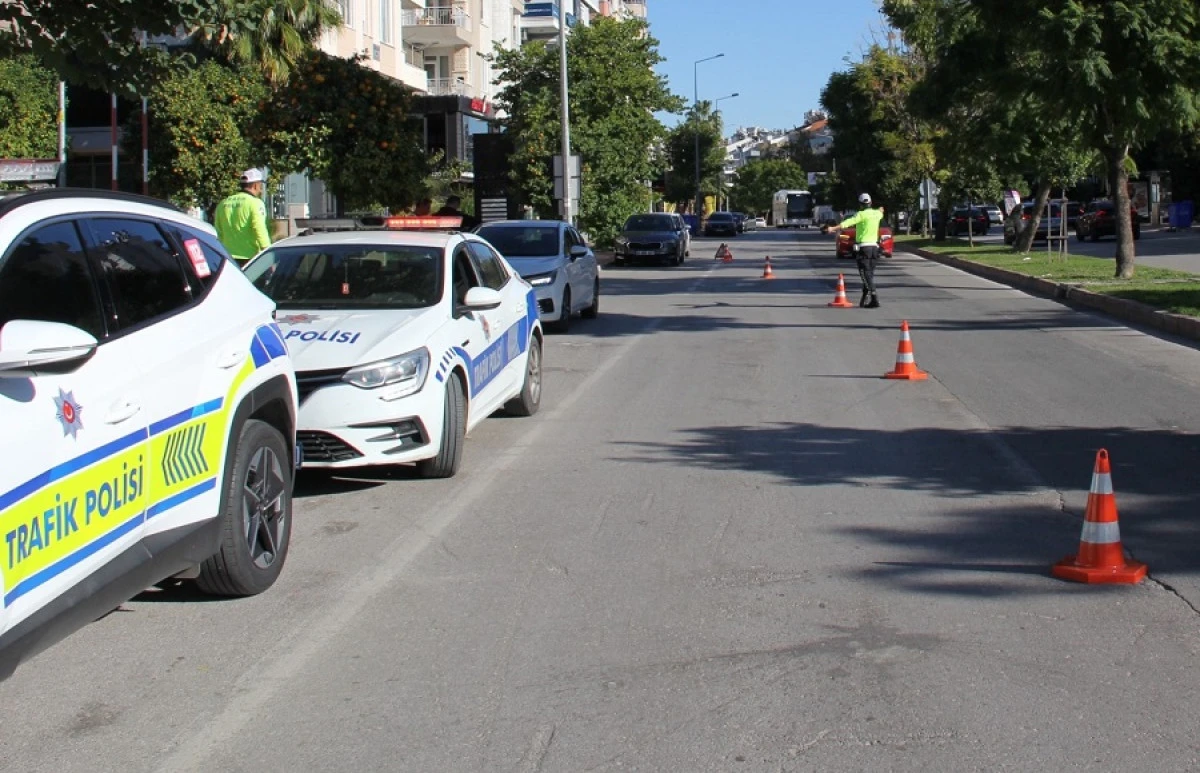 Antalya&rsquo;da 1 Haftada 46 Bin 656 Ara&ccedil; Denetlendi, 11 Bin 553 S&uuml;r&uuml;c&uuml;ye Ceza