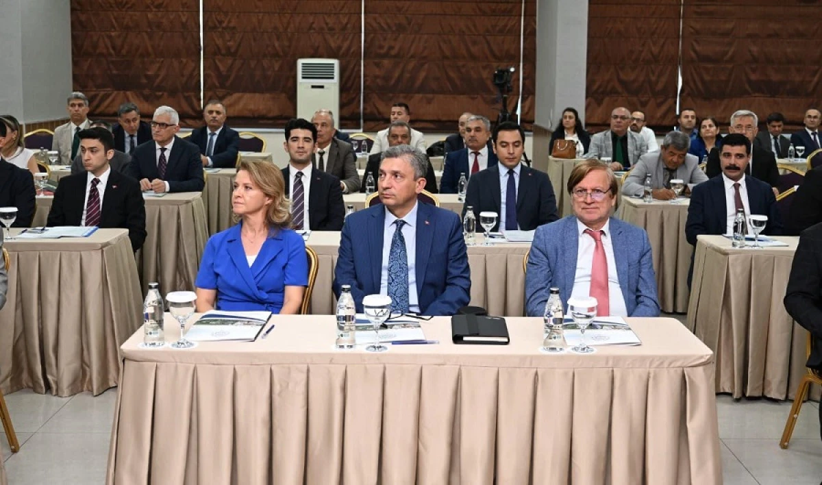 Antalya&rsquo;da COP31 ve Mavi Akdeniz İnisiyatifi İ&ccedil;in Hazırlıklar Masaya Yatırıldı