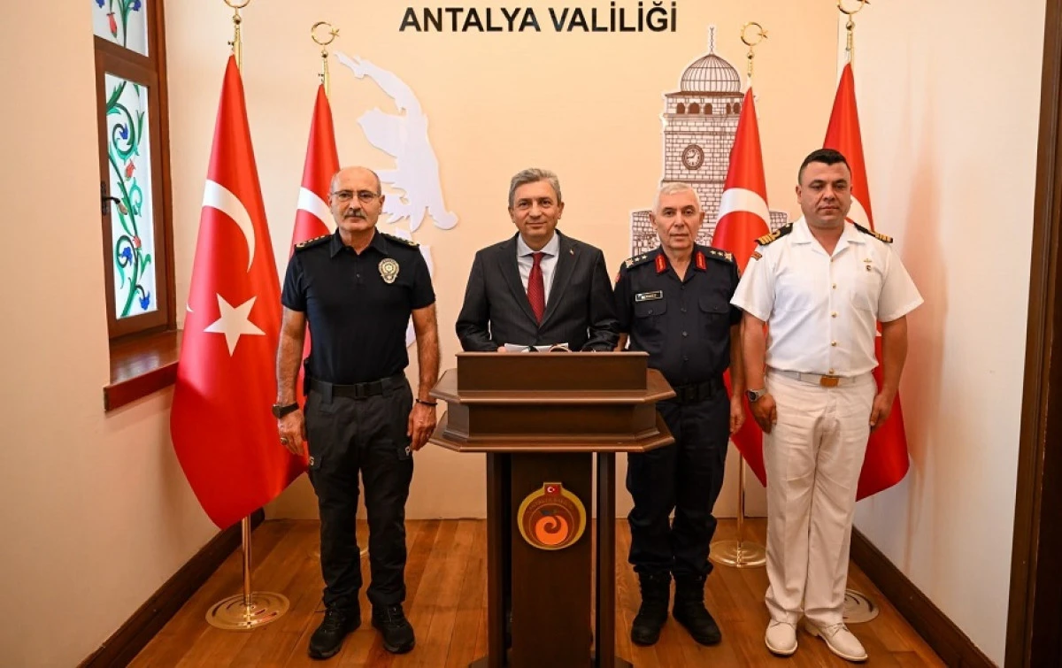 Antalya&rsquo;da G&uuml;venlik Bilan&ccedil;osu Ortaya &Ccedil;ıktı: Milyonlarca Sorgu, Binlerce Yakalama